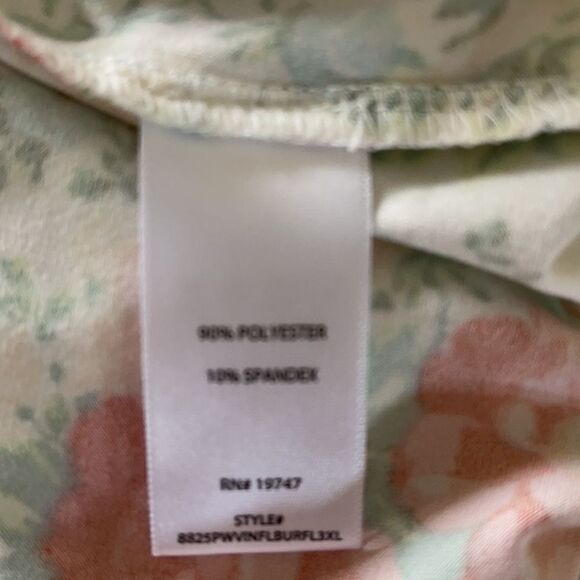 Pioneer Woman Set of 2 long Sleeve V Neck T Shirts Vintage & Burgundy Floral NEW - Picture 3 of 4